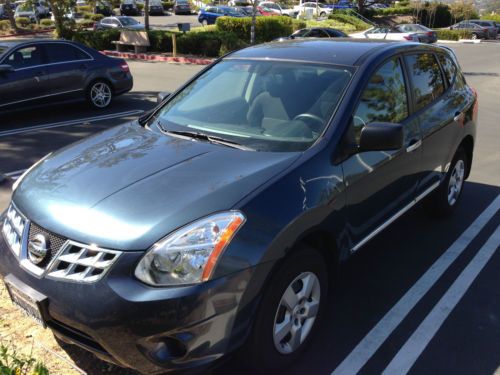 2012 nissan rogue s sport - excellent condition