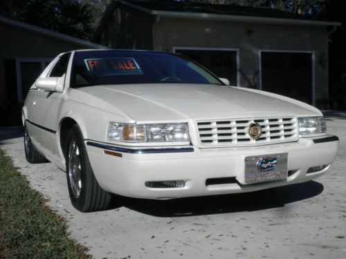 1998 etc white diamond excellent condition has every option 66k miles