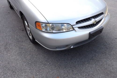 2001 Nissan Altima SE Sedan 4-Door 2.4L  NO RESERVE, image 5