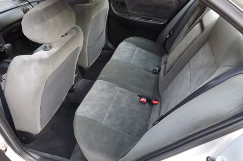 2001 Nissan Altima SE Sedan 4-Door 2.4L  NO RESERVE, image 19