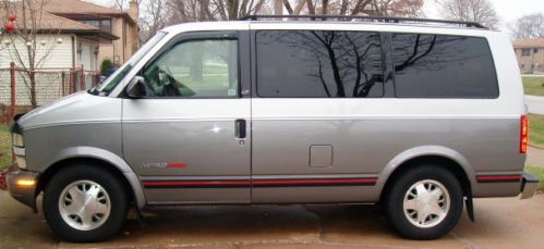 1995 chevy astro lt extended awd gray van low miles luxury touring clean