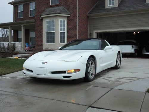 1997 6 spd c5 corvette, white, 2nd owner, summer car