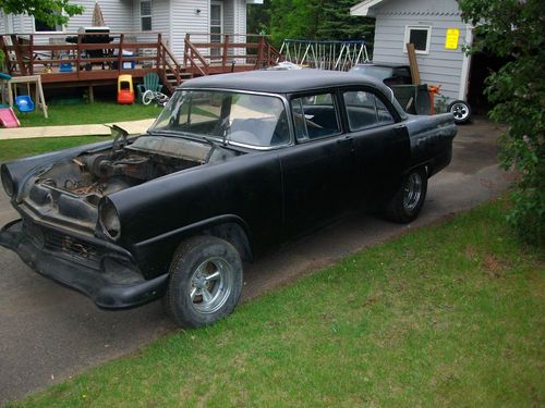 1956 ford fairline four door, project car (roller)