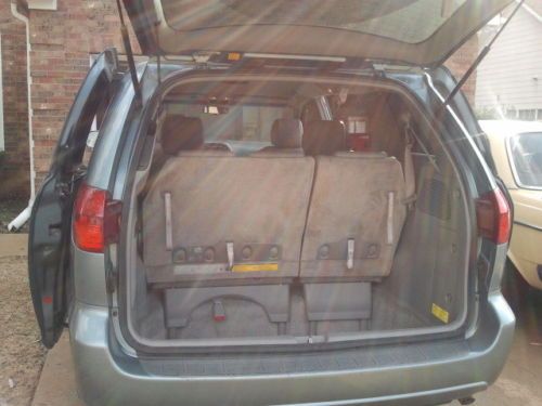 2005 Toyota Sienna XLE, image 12