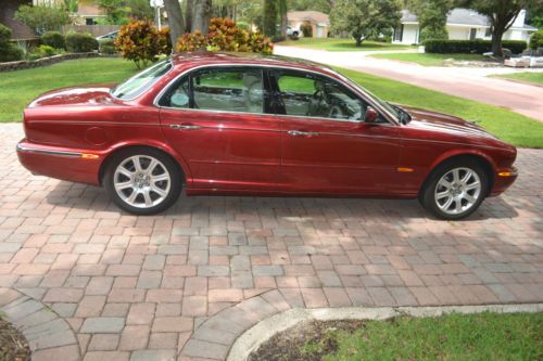 2004 jaguar xj8 base sedan 4-door 4.2l