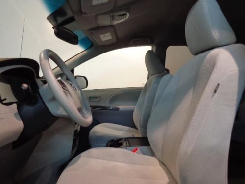 2012 Toyota Sienna LE AWD 3.5L, US $25,995.00, image 11
