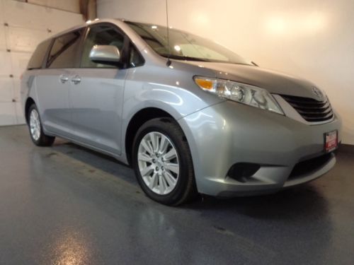 2012 Toyota Sienna LE AWD 3.5L, US $25,995.00, image 29
