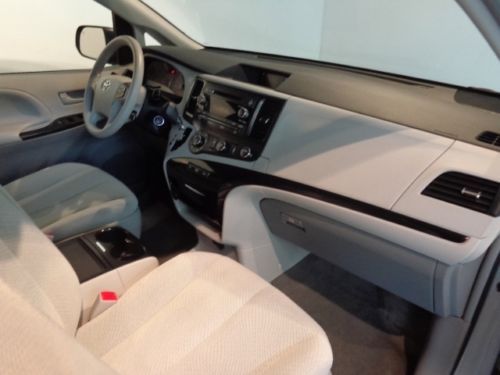 2012 Toyota Sienna LE AWD 3.5L, US $25,995.00, image 36