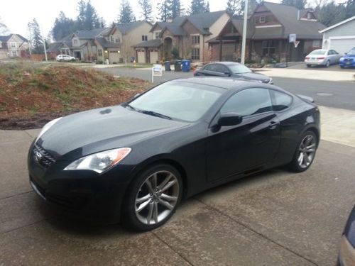 2010 hyundai genesis coupe 2.0t coupe 2-door 2.0l