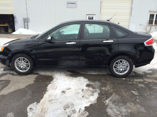 2009 ford focus se sedan  2.0l, loaded, salvage, damaged, rebuildable fusion