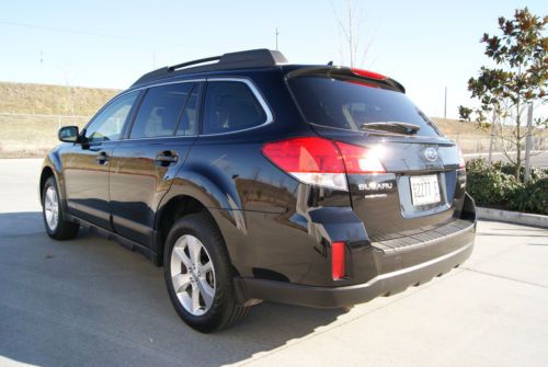 2013 Subaru Outback 2.5i Limited. Winter Package. Leather. Sunroof. Rear Camera!, US $23,750.00, image 4