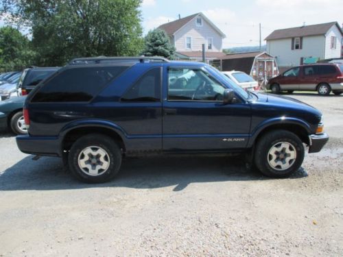 2001 chevy blazer 4x4  2 door ls