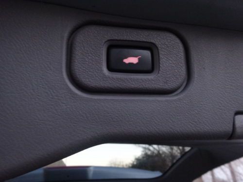 NO RESERVE! ONLY ONE OWNER! ALL POWER NAV DVD/TV LEATHER 8 SEATS BACKUP CAMERA, image 51