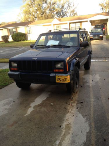 2000 jeep cherokee sport 4d 4x4 52k on enine and transmission