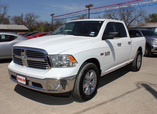 5.7l v8 hemi slt lone star power seat touchscreen bedliner tow package bluetooth