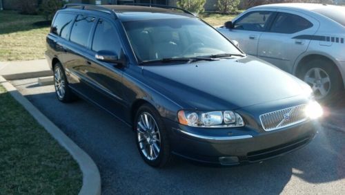 2007 volvo v70 2.5t wagon 4-door 2.5l