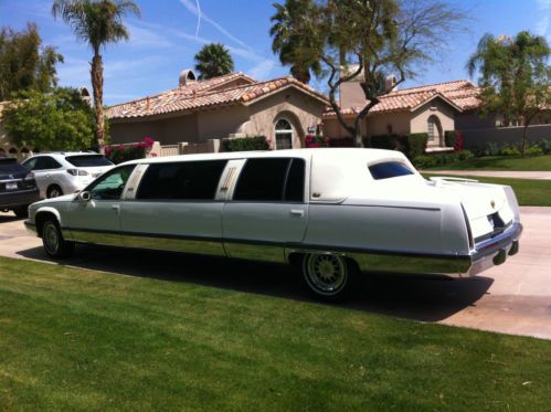 1994 limo cadillac fleetwood base sedan 4-door 5.7l