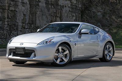 370z touring, navigation, 6 speed manual, bose, back up cam, only 4k miles