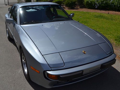 84 Porsche 944, Sapphire Metallic, Black Interior, 2.5 liter/150hp 4-cyl 5-speed, image 4
