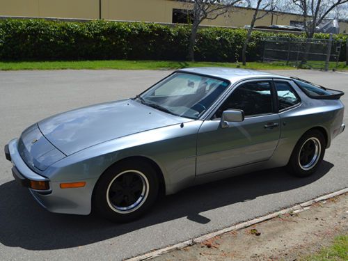84 Porsche 944, Sapphire Metallic, Black Interior, 2.5 liter/150hp 4-cyl 5-speed, image 6