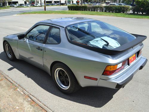 84 Porsche 944, Sapphire Metallic, Black Interior, 2.5 liter/150hp 4-cyl 5-speed, image 8
