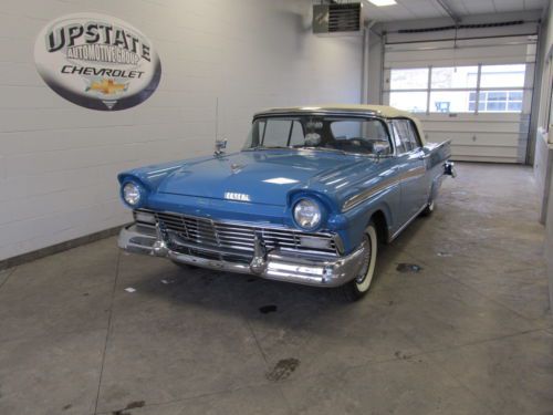 1957 ford fairlane 500 4.8l