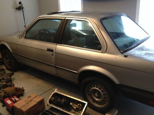 85 bmw 325e e30 rolling shell non running