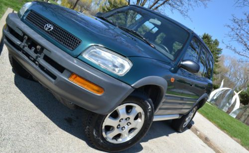 Toyota rav4 no reserve 2 owners low miles clean like. honda cr-v subaru forester