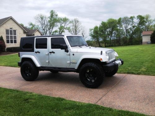 2008 jeep wrangler unlimited sahara hard top new lift wheels and tires