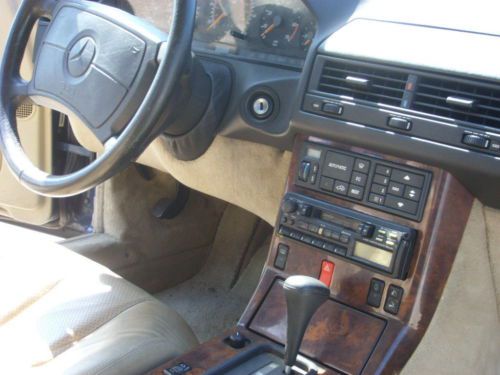 Sporty and classy car., image 6