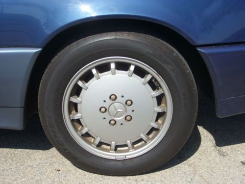 Sporty and classy car., image 7