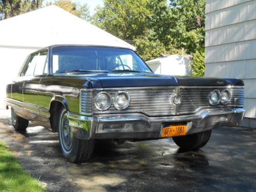 1968 chrysler imperial crown black on black