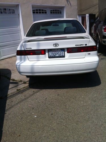 1999 toyota camry le sedan 4-door 3.0l