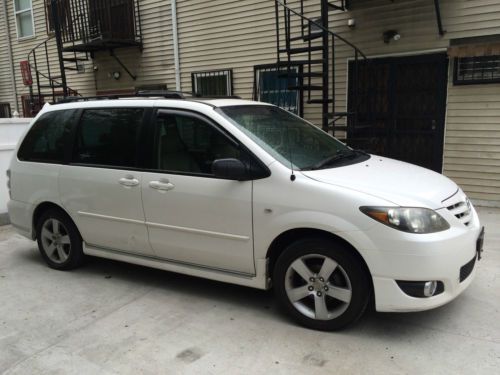 2004 mazda mpv es in great condition