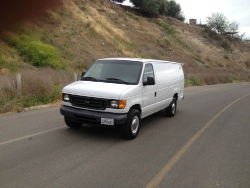 2006 ford e-350 super duty xl extended cargo van 2-door 6.0l