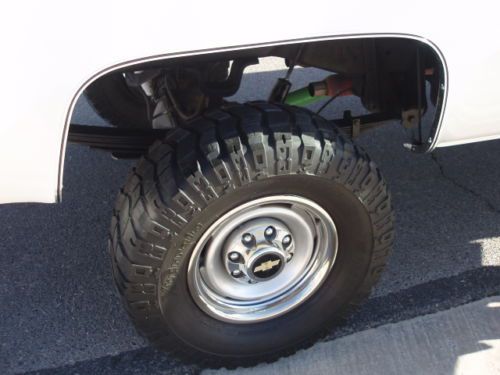 1977 Chevrolet Cheyenne C-20 3/4 Ton 4x4 350 4-Speed NO RESERVE!, image 9