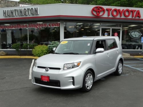 2011 clean,1owner,clean,mint condition, car, toyota