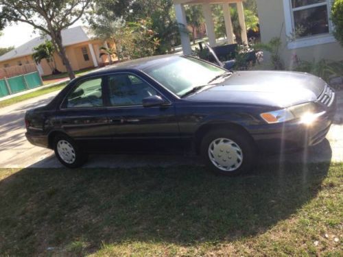 1997 toyota camry le sedan 4-door 2.2l priced to sell!