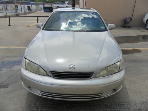 1997 lexus es300 base sedan 4-door 3.0l