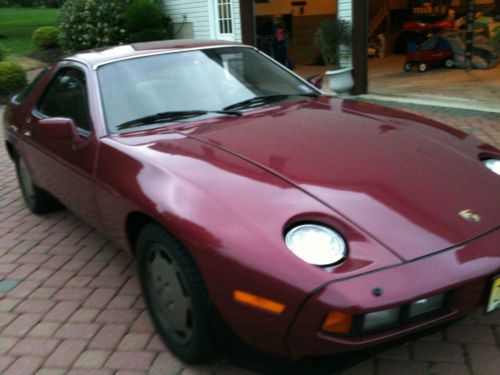 1981 porsche 928 base coupe 2-door 4.5l