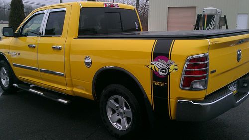 2009 dodge ram 1500 slt quad cab pickup 4-door 4.7l (make an offer..must sell)