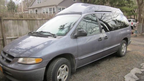 1997 dodge grand caravan wheelchair-accessible van