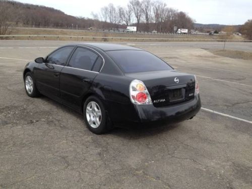 2002 nissan altima s sedan 4-door 2.5l