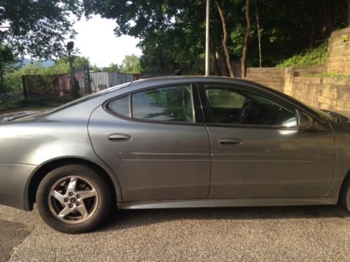 2004 pontiac grand prix gt1 sedan 4-door 3.8l