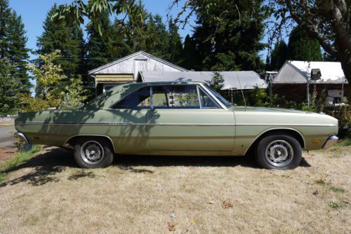 1969 dodge dart custom hardtop 2-door 3.7l