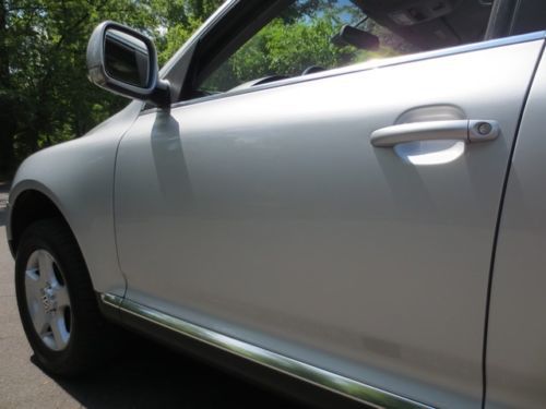 2005 VOLKSWAGEN TOUAREG! AWD! ALL WHEEL DRIVE! 1-OWNER! NO RESERVE! FREE CARFAX!, image 28