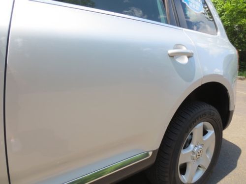 2005 VOLKSWAGEN TOUAREG! AWD! ALL WHEEL DRIVE! 1-OWNER! NO RESERVE! FREE CARFAX!, image 29