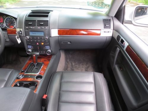 2005 VOLKSWAGEN TOUAREG! AWD! ALL WHEEL DRIVE! 1-OWNER! NO RESERVE! FREE CARFAX!, image 76