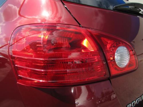 FWD 4dr SUV 2.5L Bluetooth Sunroof 4 Cylinder Engine 4-Wheel ABS A/C Fog Lamps, image 9