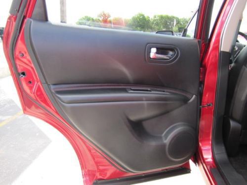 FWD 4dr SUV 2.5L Bluetooth Sunroof 4 Cylinder Engine 4-Wheel ABS A/C Fog Lamps, image 13